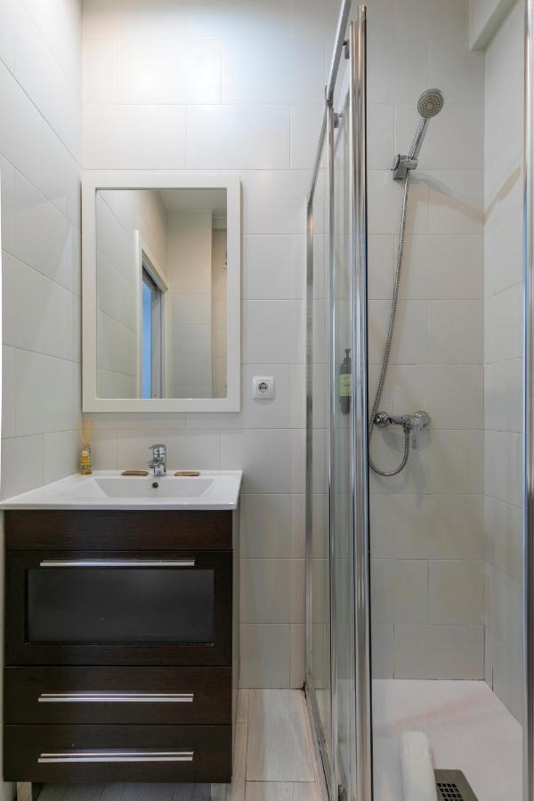 Charming Madrid Pacifico Apartment Ngoại thất bức ảnh